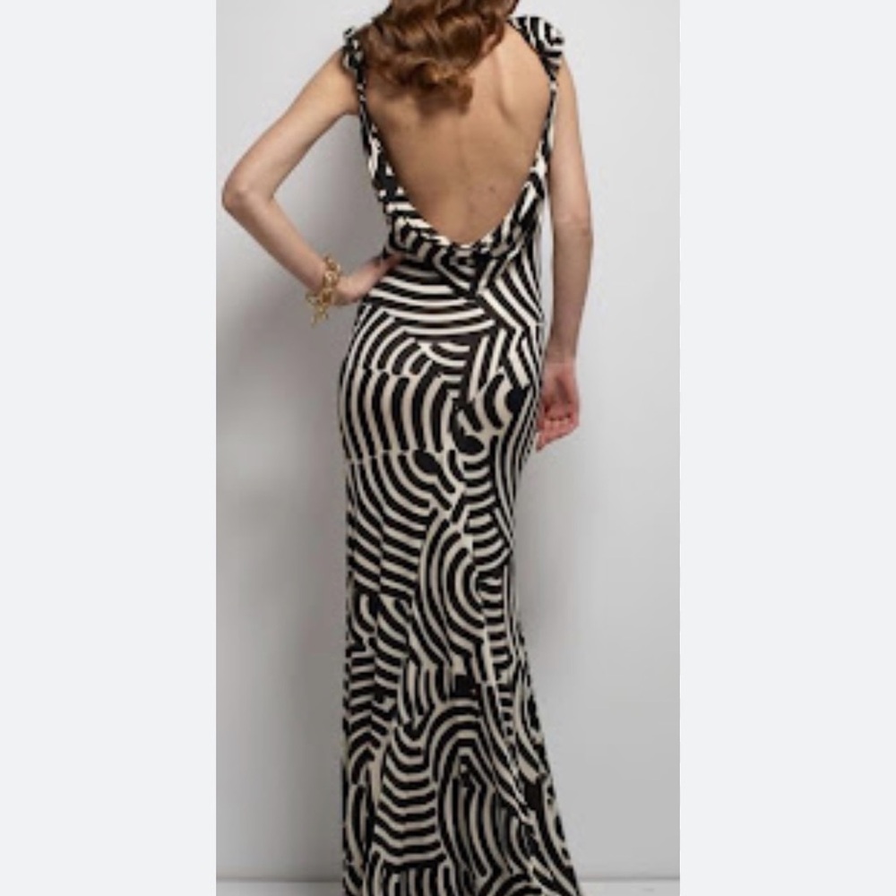 Diane Von Furstenberg Black and Gold Backless Cocktail Gown